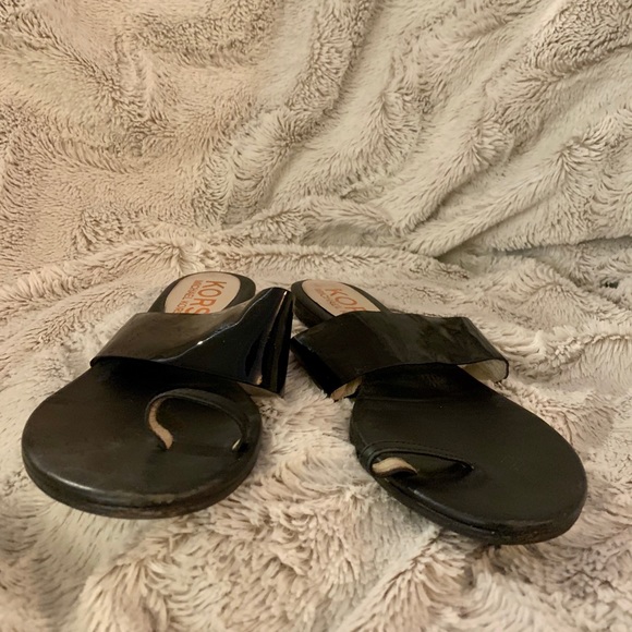 Michael Kors black sandals. Woman’s size 6 - Picture 3 of 4
